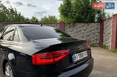 Седан Audi A4 2012 в Киеве
