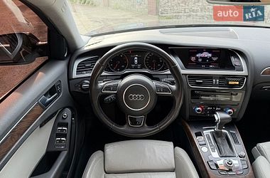 Седан Audi A4 2012 в Киеве