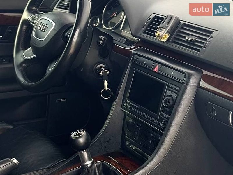 Універсал Audi A4 2002 в Києві