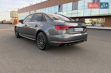Седан Audi A4 2017 в Киеве
