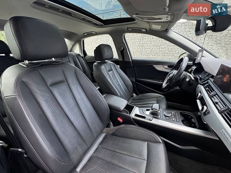 Седан Audi A4 2016 в Луцке