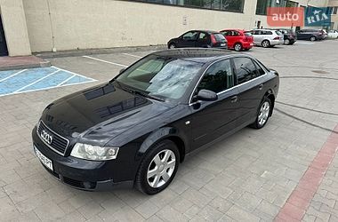 Седан Audi A4 2003 в Стрые