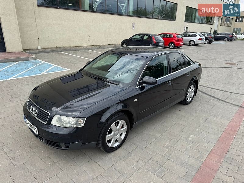 Седан Audi A4 2003 в Стрые