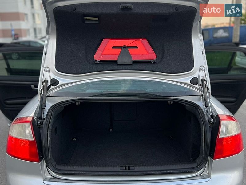 Седан Audi A4 2003 в Виннице