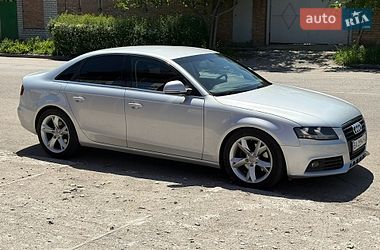 Седан Audi A4 2008 в Кропивницком