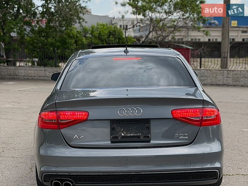 Седан Audi A4 2014 в Запорожье