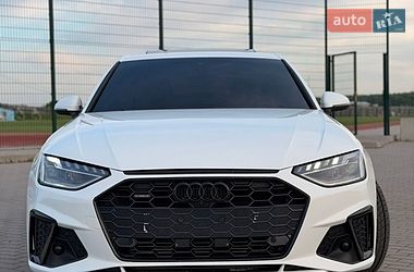 Седан Audi A4 2023 в Бучачі