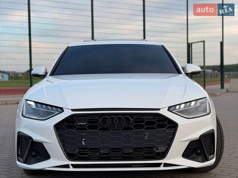 Седан Audi A4 2023 в Бучачі