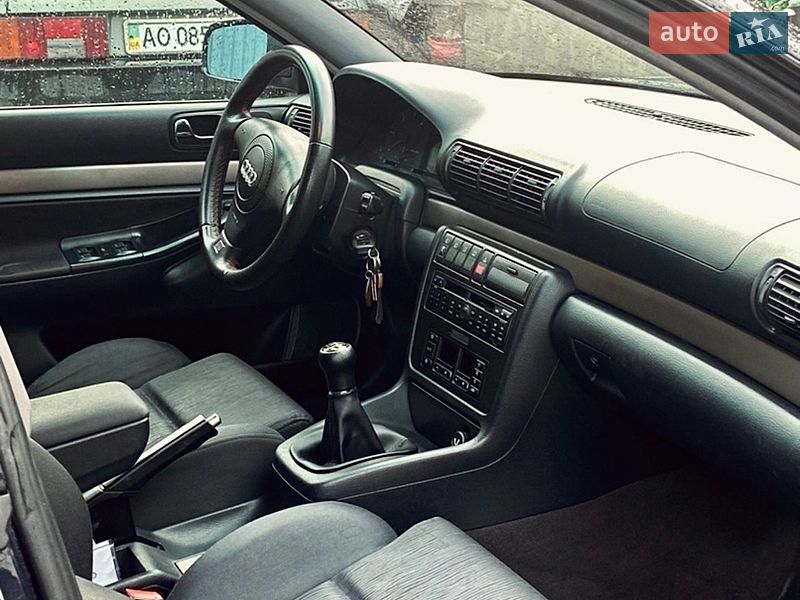 Універсал Audi A4 1999 в Мукачевому
