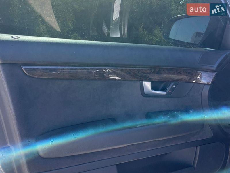 Універсал Audi A4 2006 в Жовкві