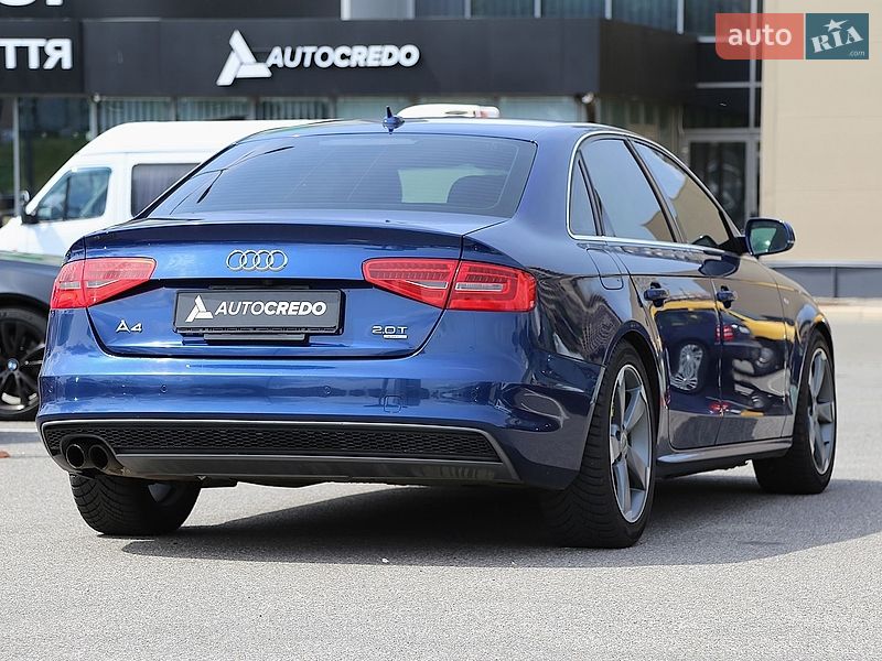 Седан Audi A4 2013 в Киеве