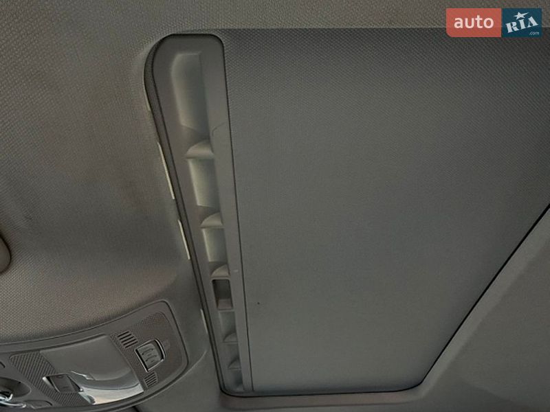 Седан Audi A4 2013 в Киеве