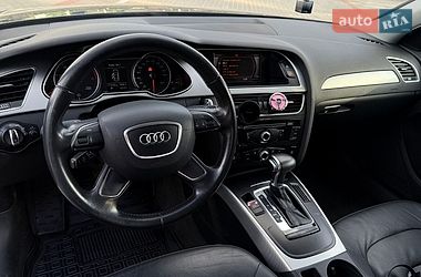 Седан Audi A4 2013 в Киеве