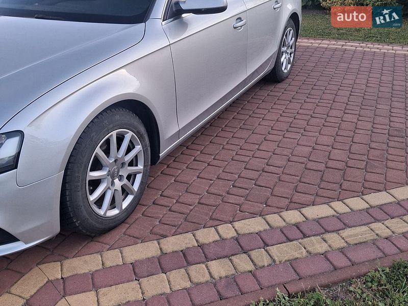 Универсал Audi A4 2013 в Стрые