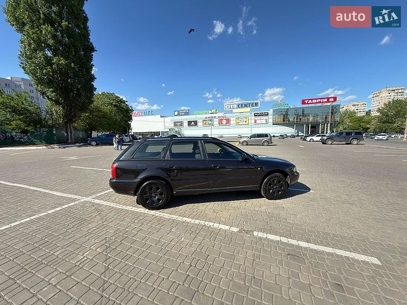 Универсал Audi A4 1997 в Одессе