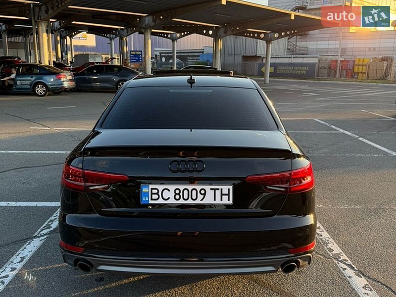 Седан Audi A4 2016 в Києві