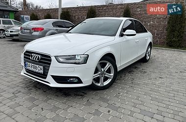 Седан Audi A4 2014 в Кропивницком