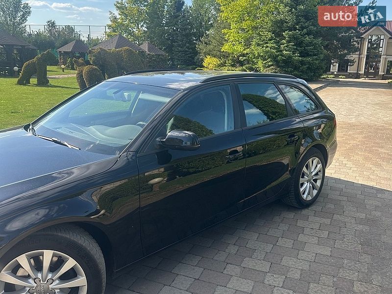 Універсал Audi A4 2011 в Сарнах