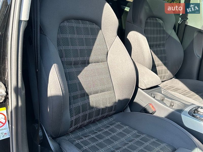 Універсал Audi A4 2011 в Сарнах