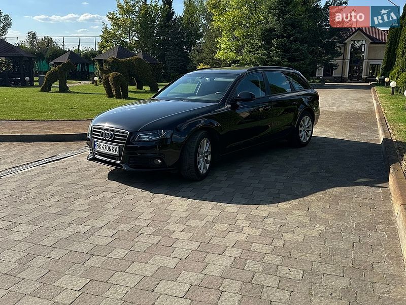 Універсал Audi A4 2011 в Сарнах