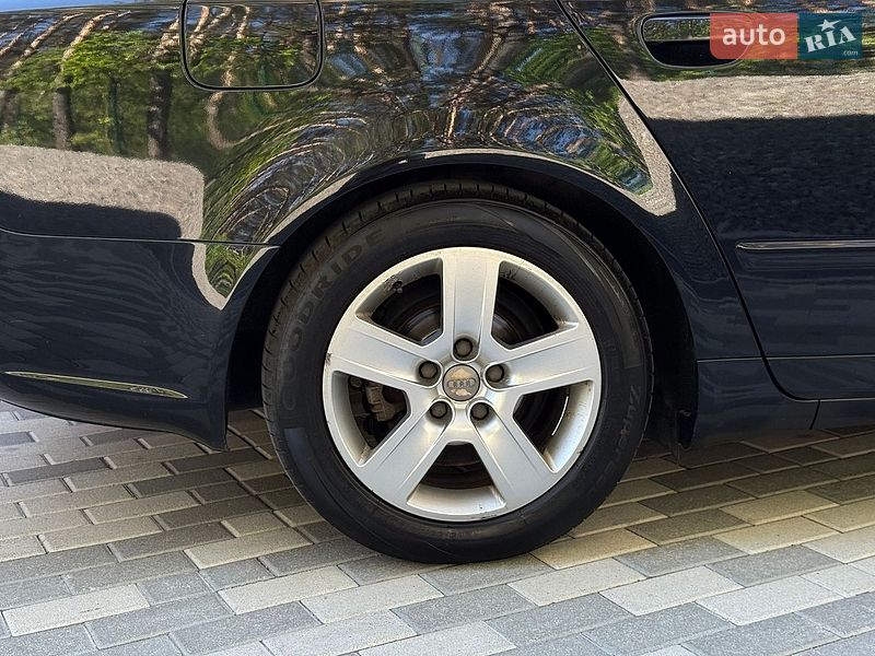 Седан Audi A4 2005 в Львові