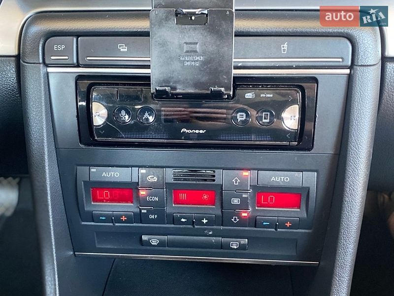 Седан Audi A4 2006 в Володимирі