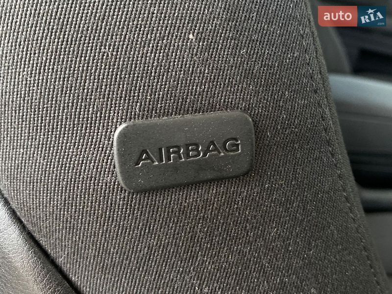 Седан Audi A4 2006 в Володимирі