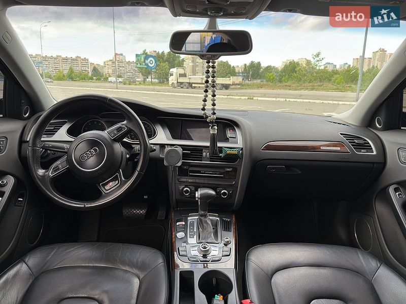 Седан Audi A4 2014 в Києві