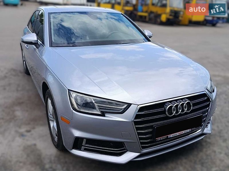 Седан Audi A4 2019 в Киеве