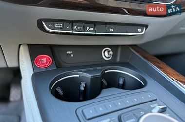 Седан Audi A4 2019 в Киеве