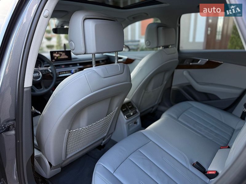Седан Audi A4 2019 в Киеве