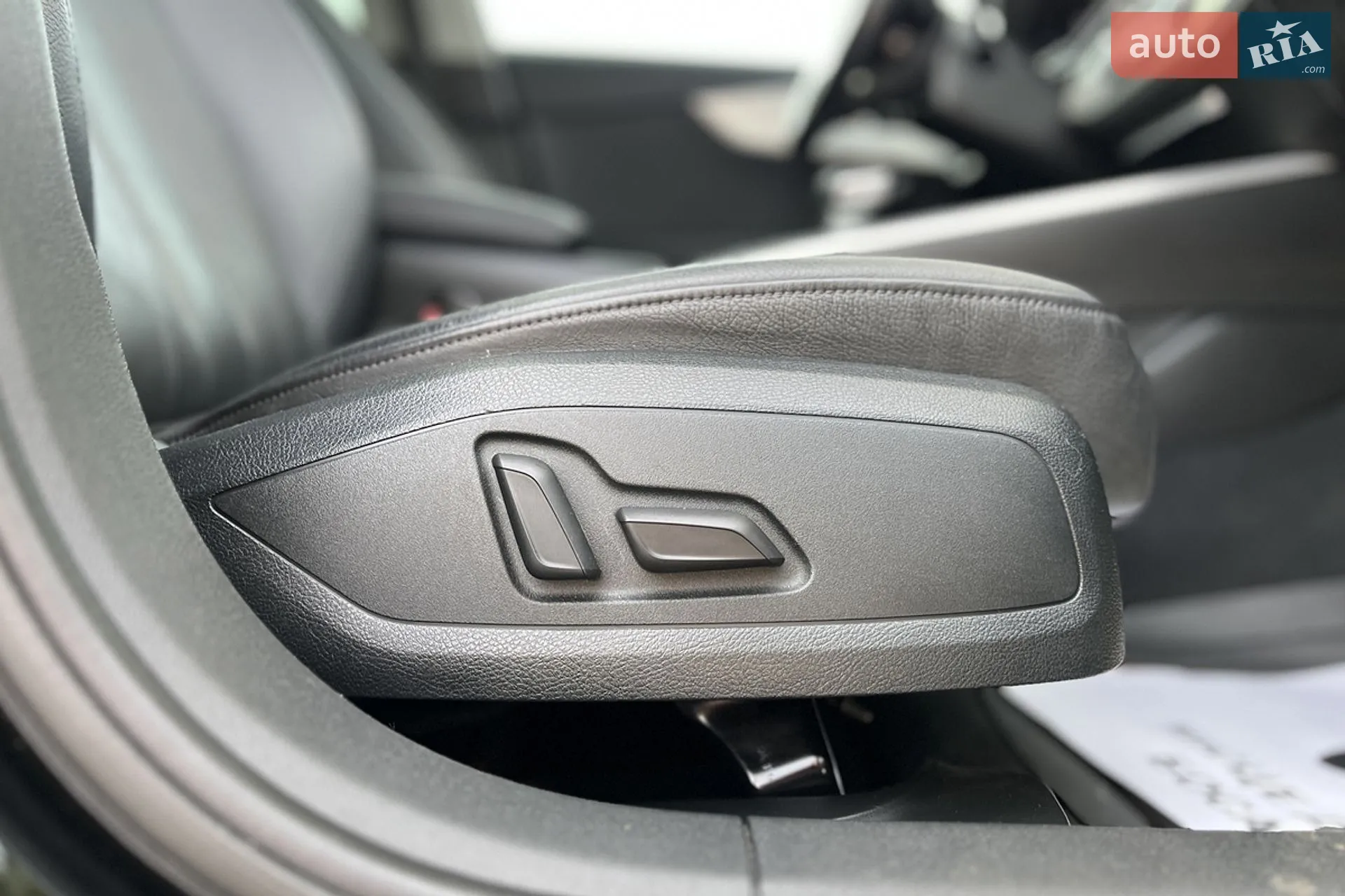 2016 Audi A4 - мініатюра 29