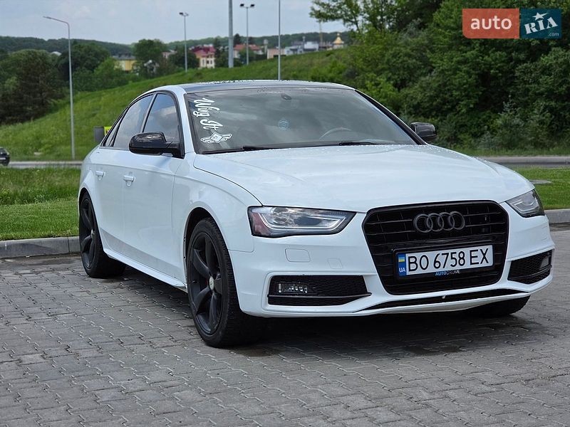 Седан Audi A4 2014 в Тернополе