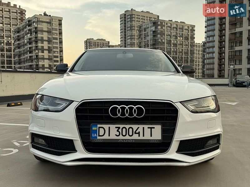 Седан Audi A4 2013 в Киеве