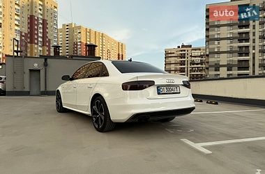 Седан Audi A4 2013 в Киеве