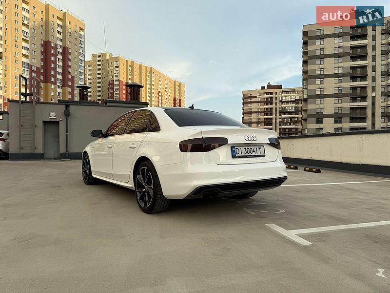 Седан Audi A4 2013 в Киеве