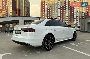 Седан Audi A4 2013 в Киеве