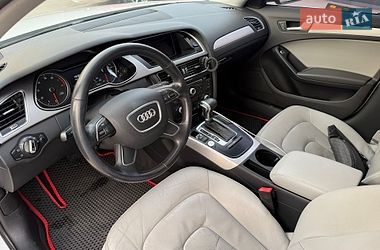 Седан Audi A4 2013 в Киеве