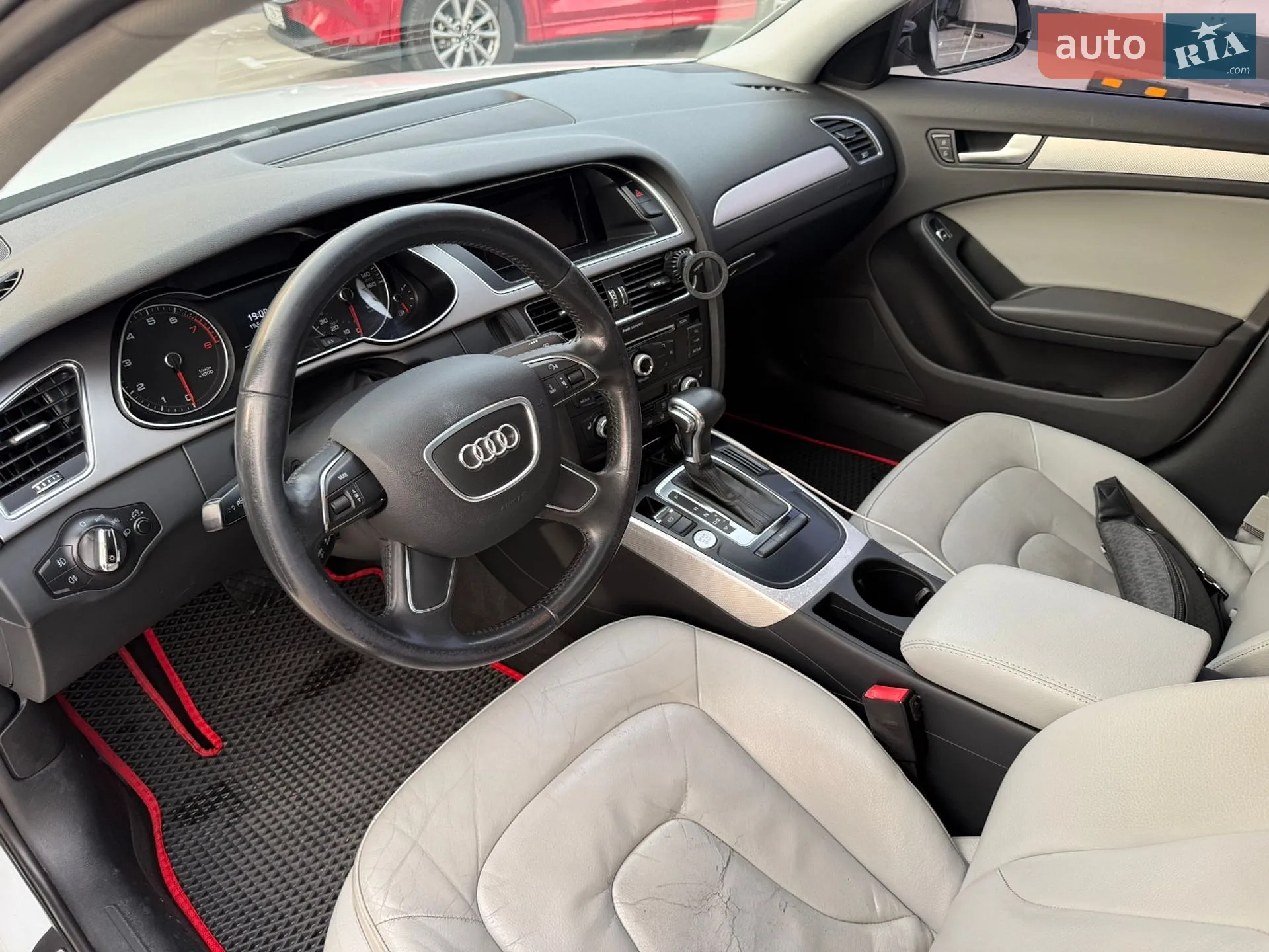 2013 Audi A4 - мініатюра 14