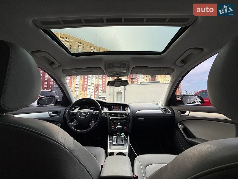 Седан Audi A4 2013 в Киеве