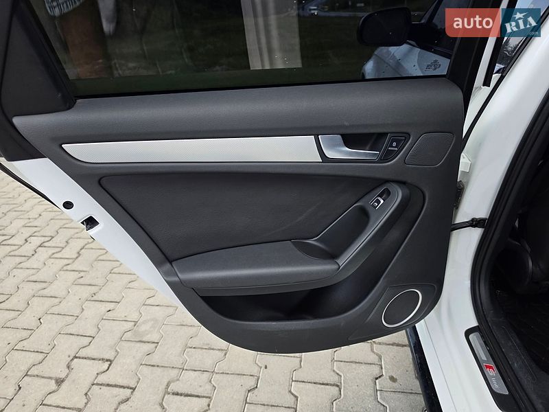 Седан Audi A4 2014 в Тернополе
