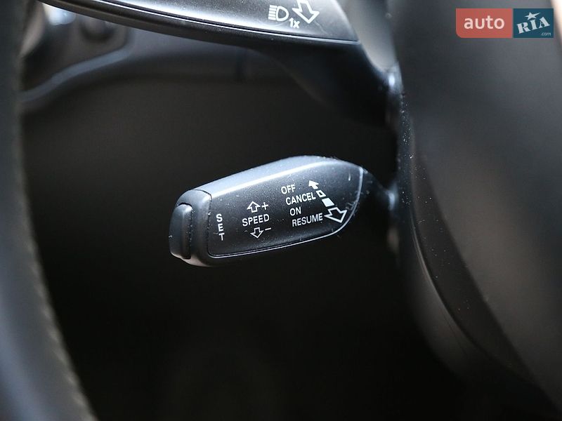 Седан Audi A4 2013 в Киеве