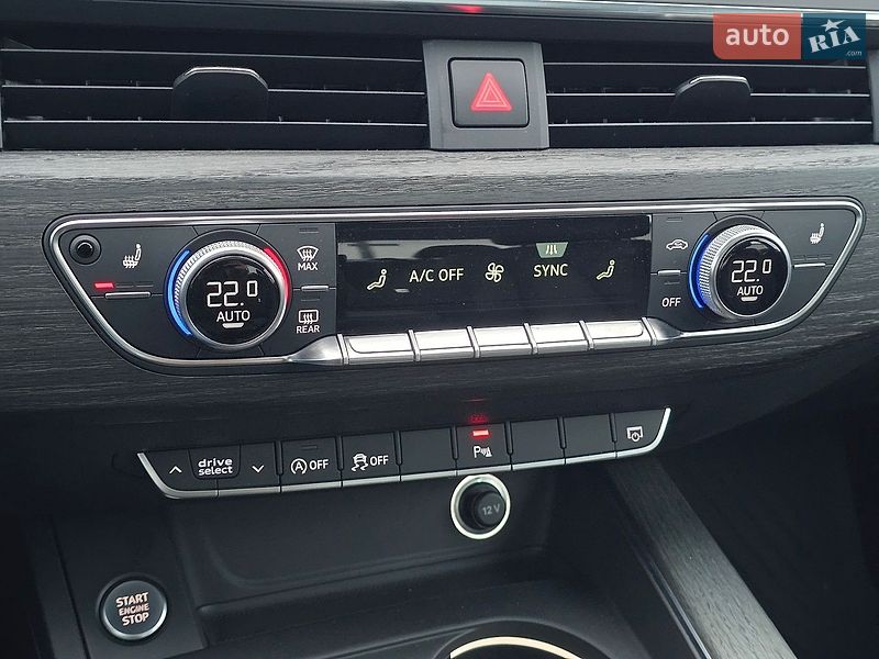 Седан Audi A4 2017 в Луцке