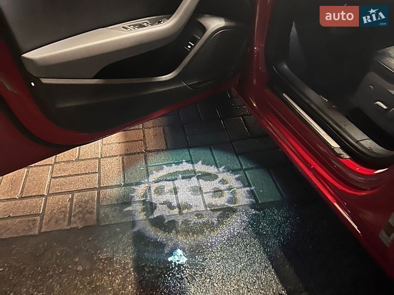 Седан Audi A4 2017 в Киеве