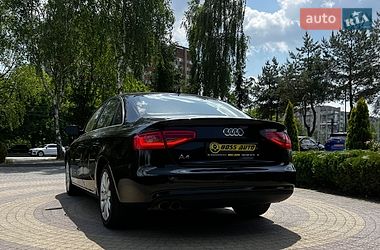 Седан Audi A4 2013 в Львові