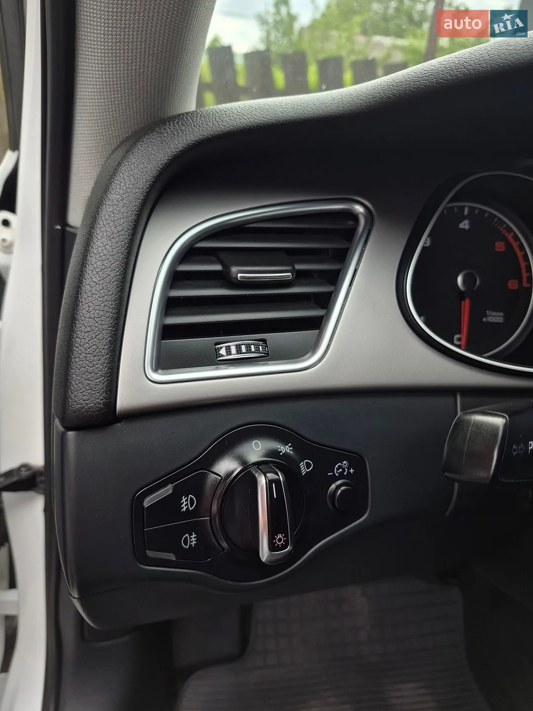 2013 Audi A4 - мініатюра 37