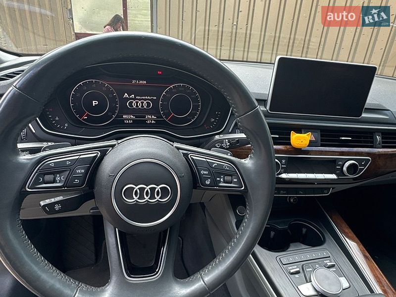 Седан Audi A4 2018 в Киеве