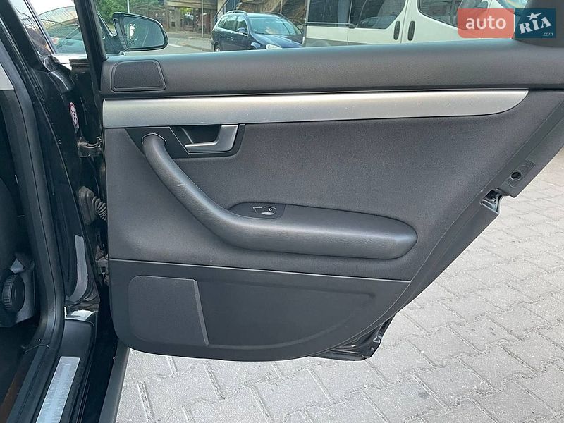 Седан Audi A4 2006 в Луцьку