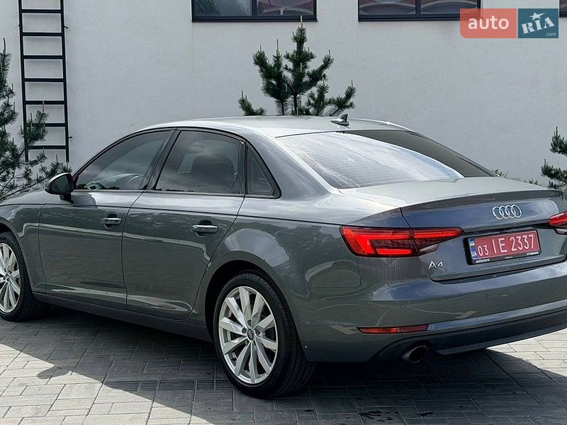 Седан Audi A4 2016 в Луцьку