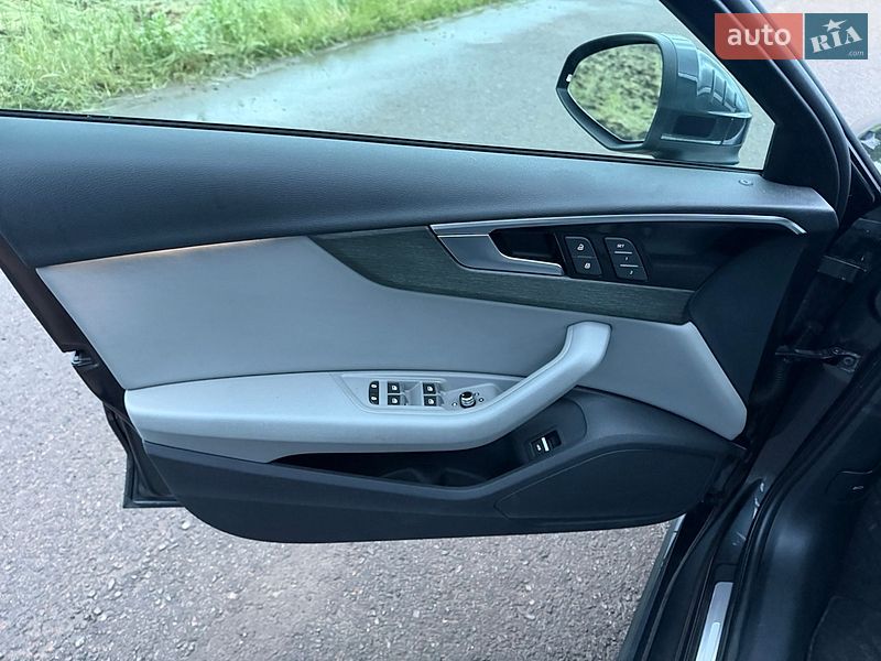 Седан Audi A4 2021 в Одессе